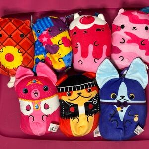 Cats vs pickles & Dogs vs Squirls Squirrels Surprise Plush Bean Collectible Toys